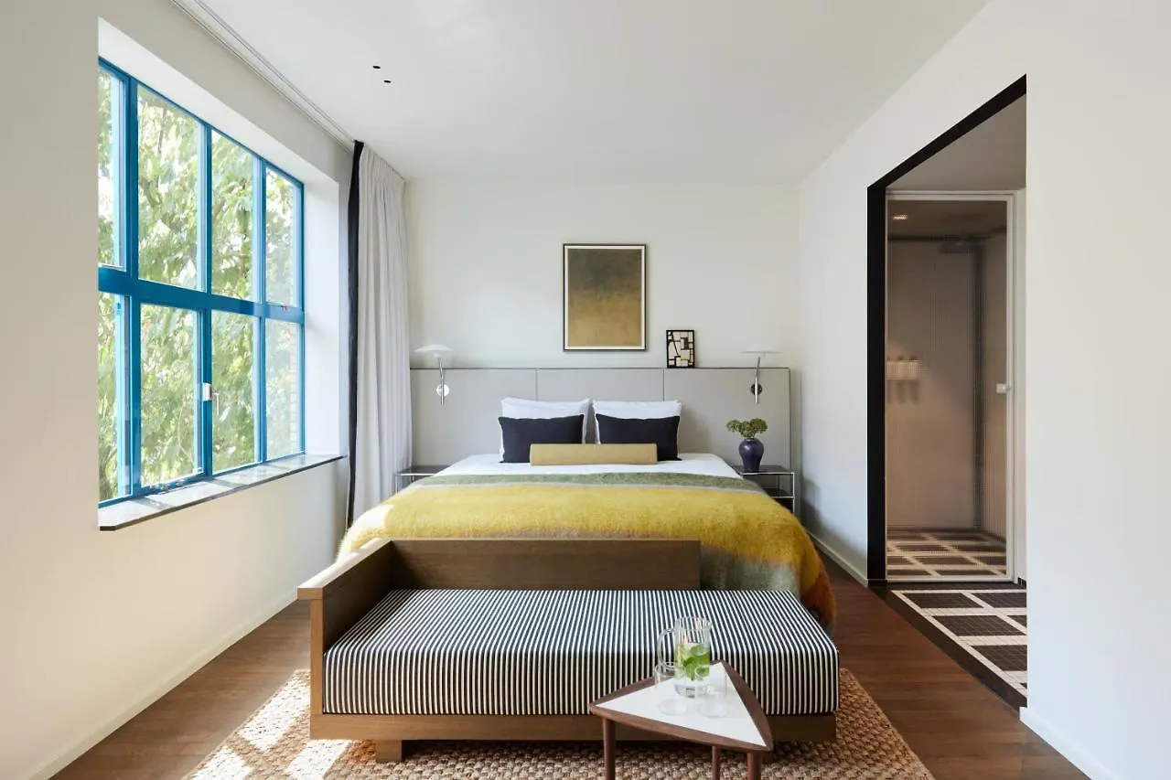 Hotel Morgan & Mees Rotterdam 4*,
