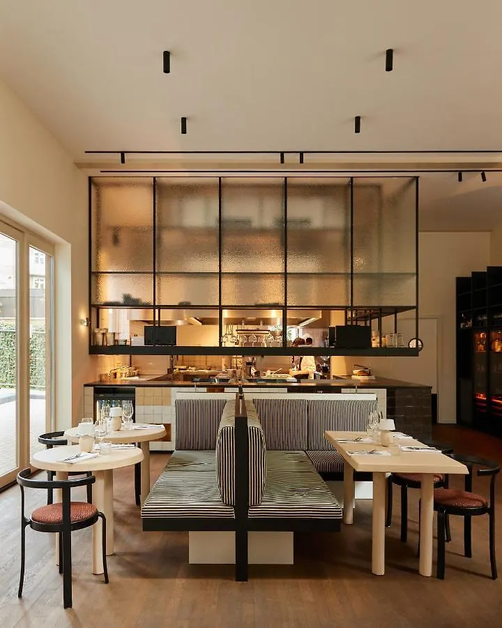 Hotel Morgan & Mees Rotterdam 4*,